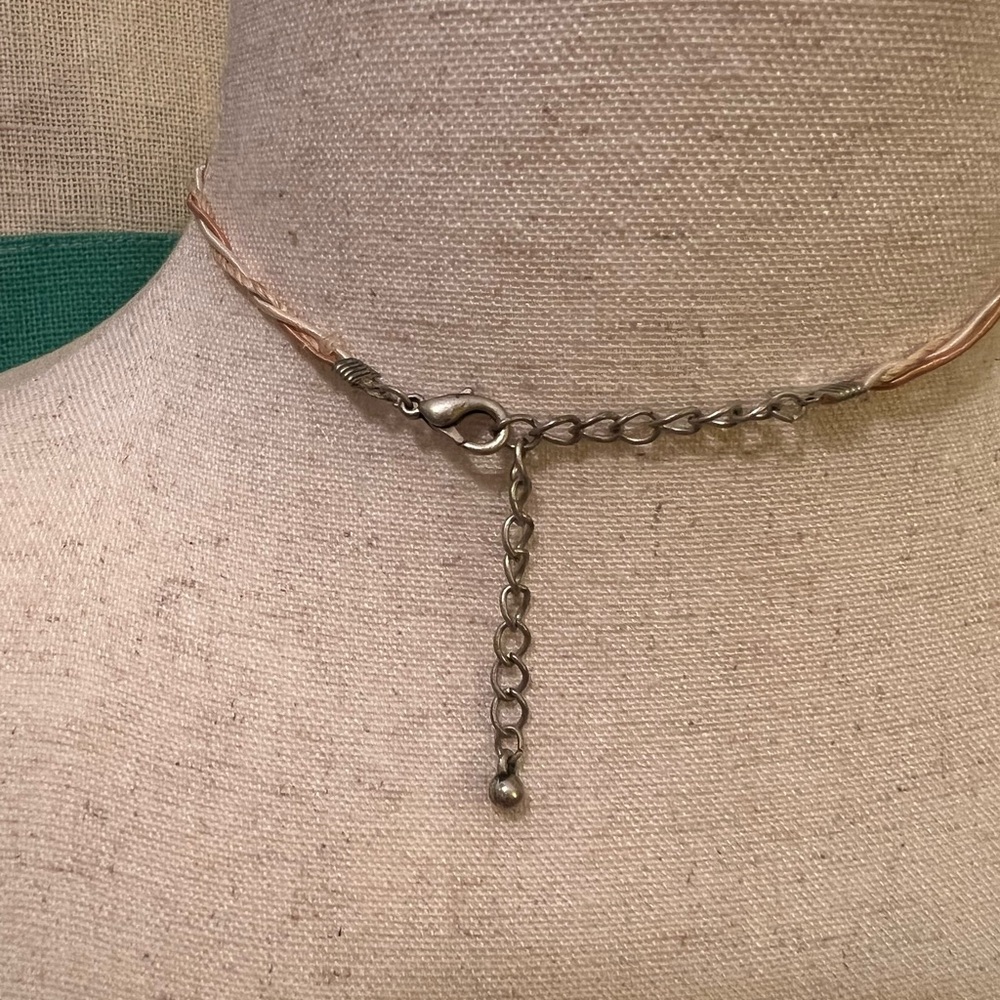 Vintage-Inspired Y2K Pressed Flowers Necklace with Silver and Gold Accents - Picture 5 of 5